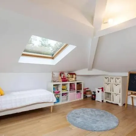 4 Parilly Villa Vénissieux